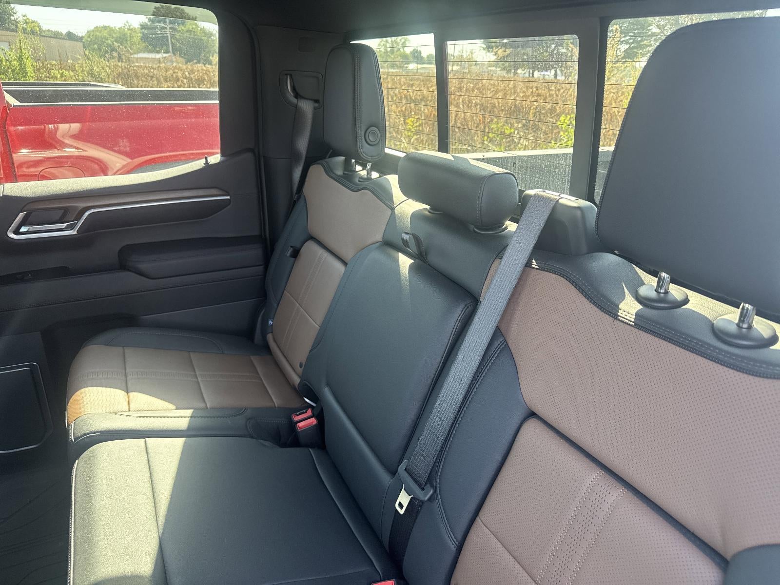 2024 Chevrolet Silverado 1500 Crew Cab Short Box 4-Wheel Drive High Country