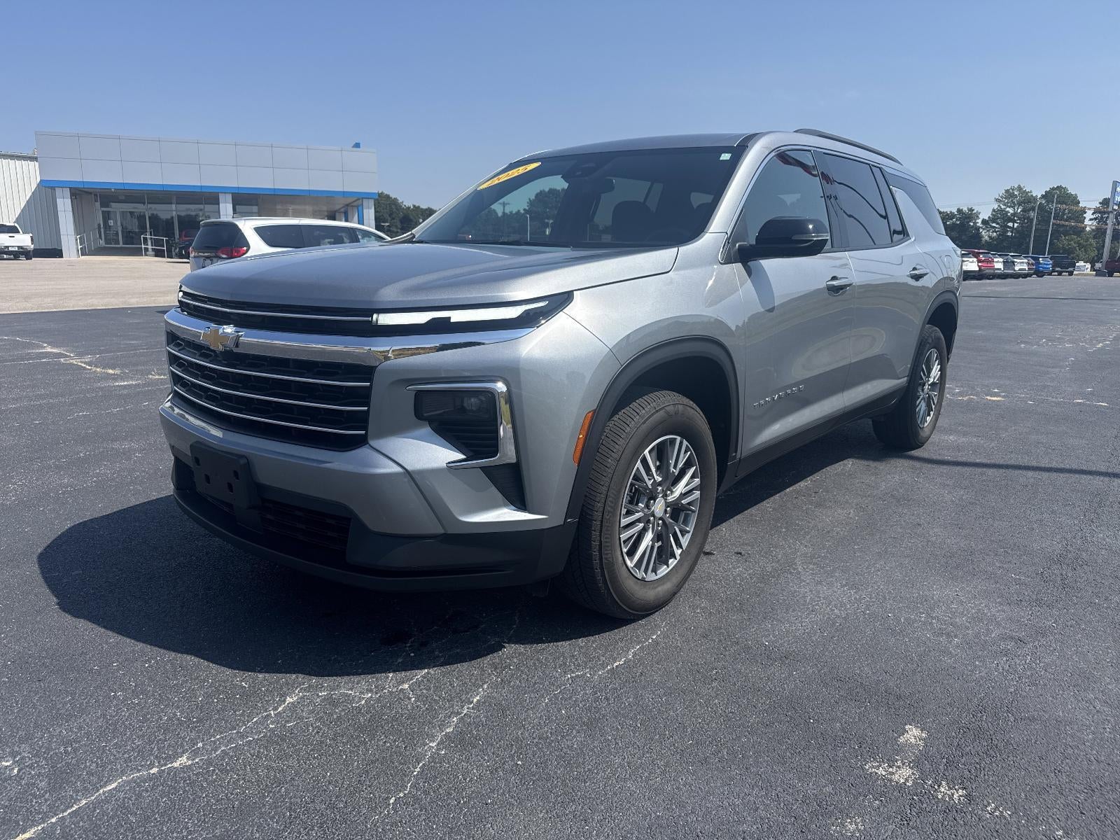 2025 Chevrolet Traverse LT w/1LT