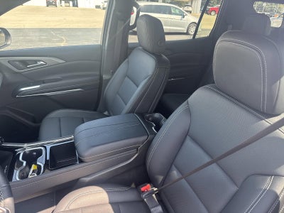 2025 Chevrolet Traverse LT w/1LT