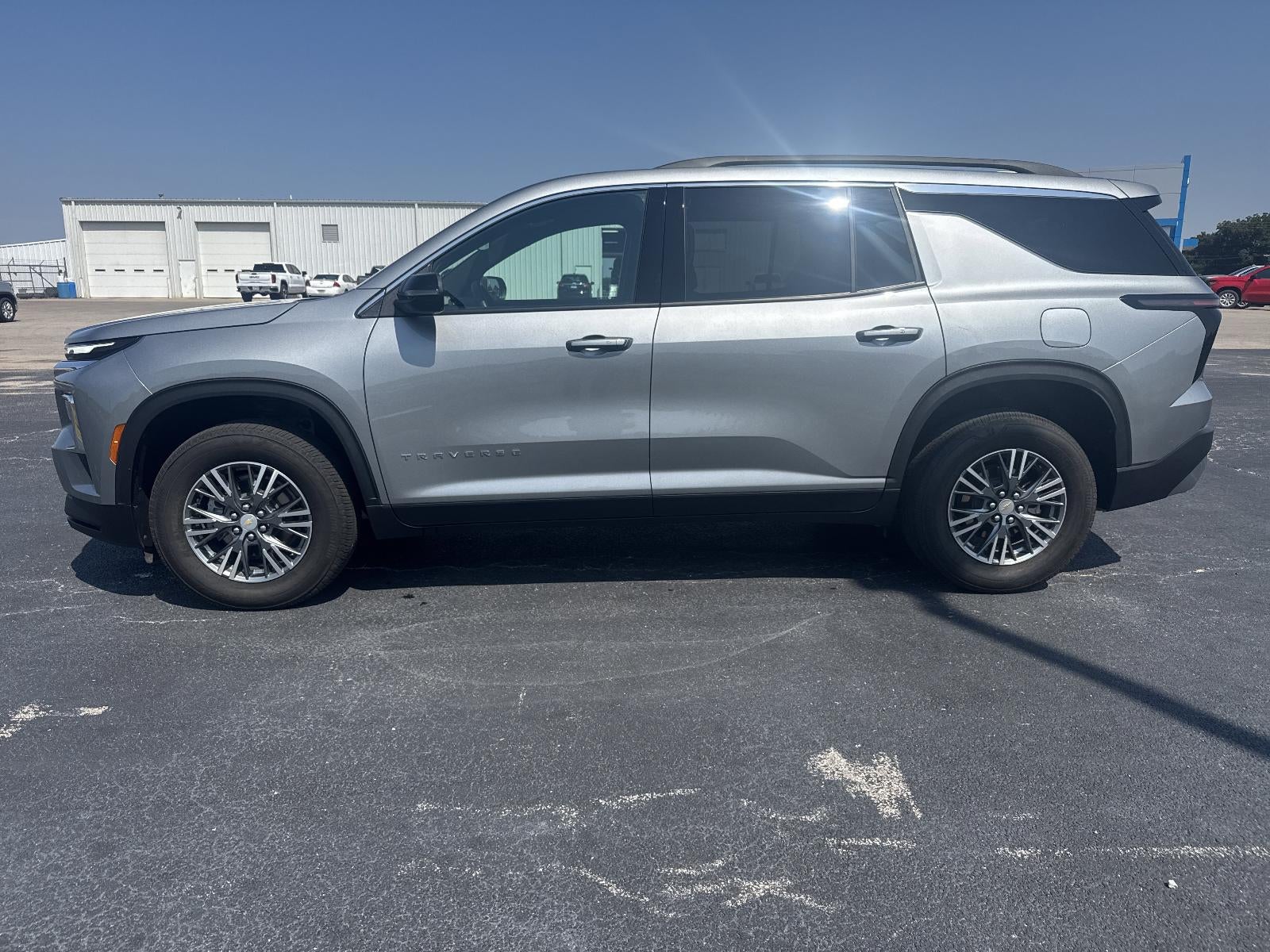 2025 Chevrolet Traverse LT w/1LT