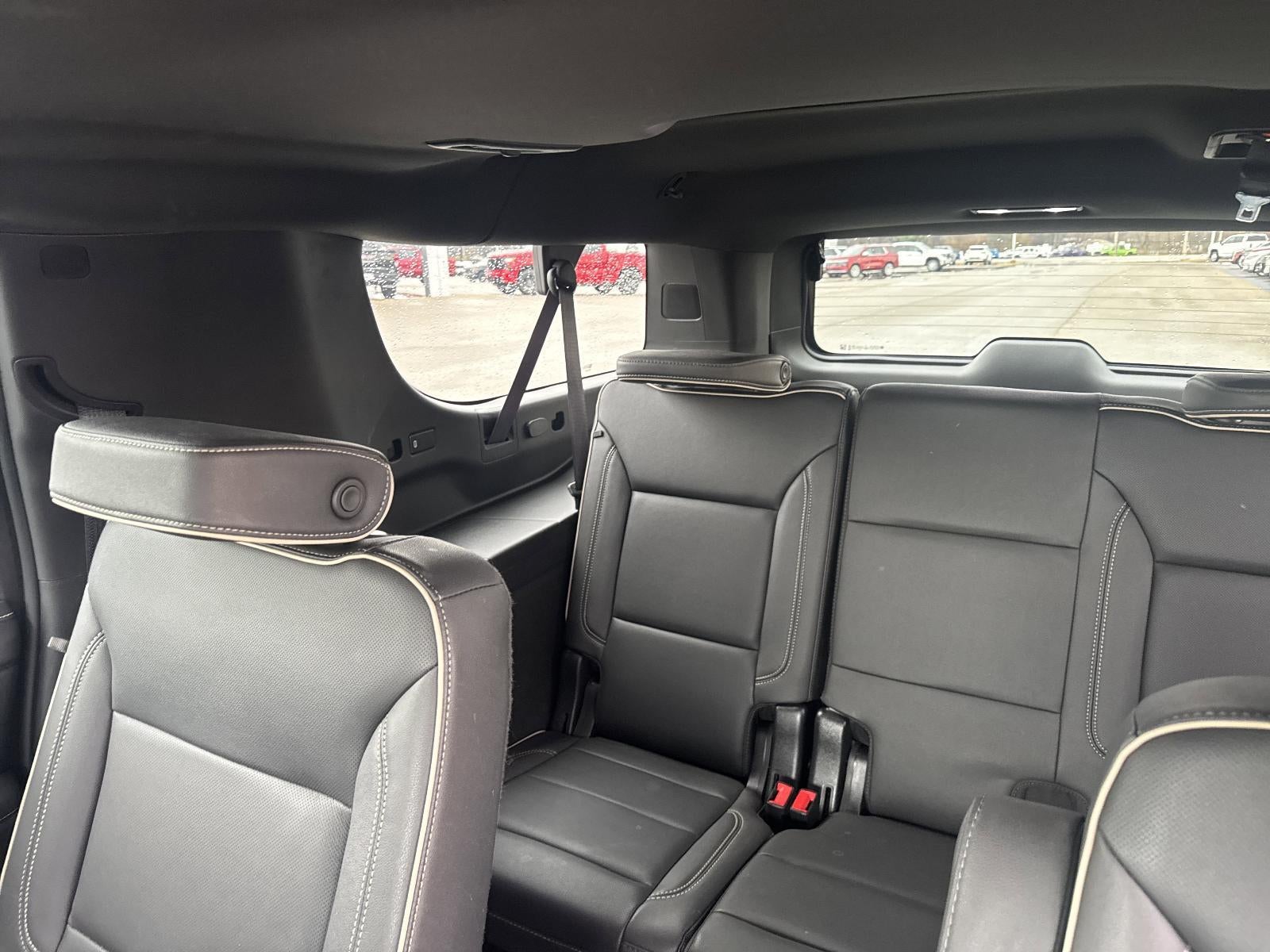 2023 Chevrolet Suburban 4WD Premier