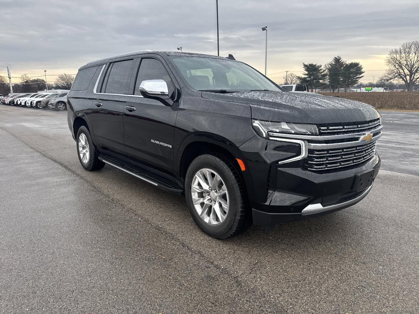 2023 Chevrolet Suburban 4WD Premier