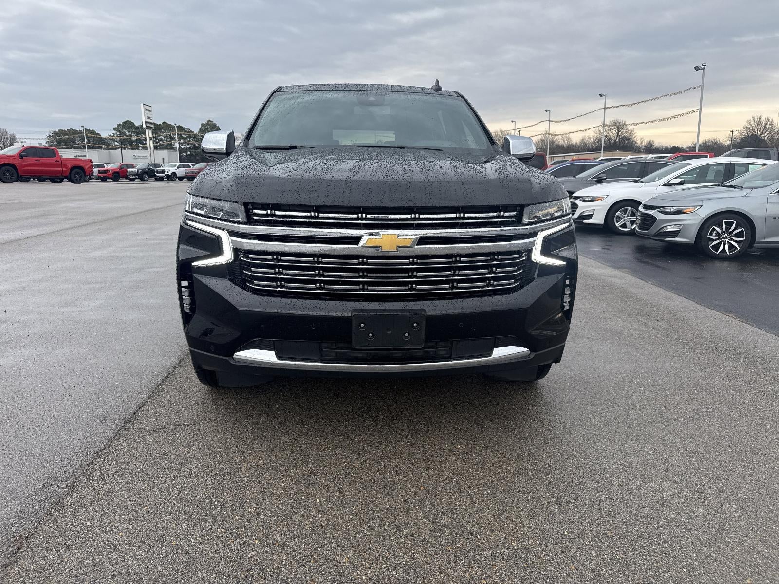 2023 Chevrolet Suburban 4WD Premier