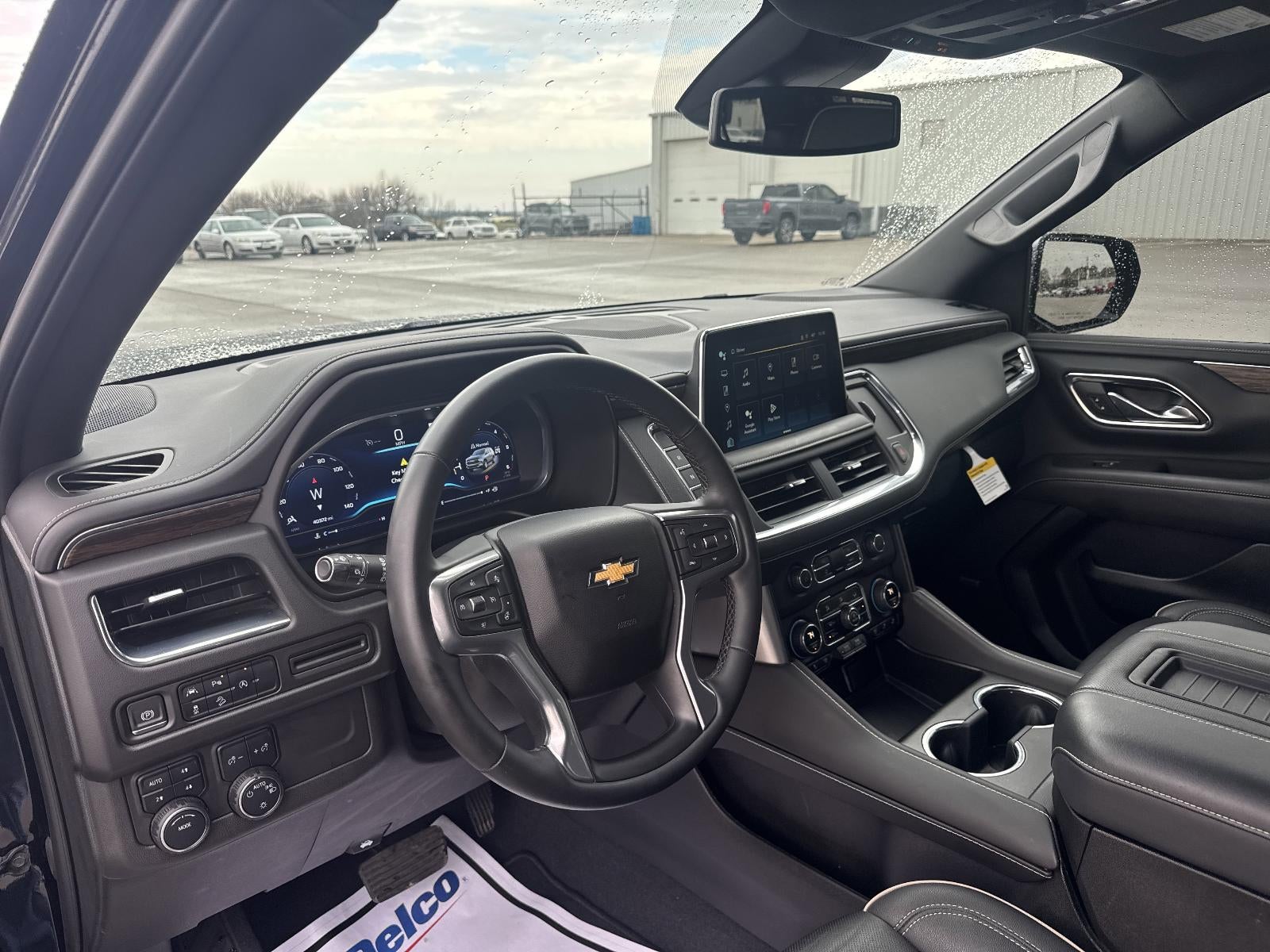 2023 Chevrolet Suburban 4WD Premier