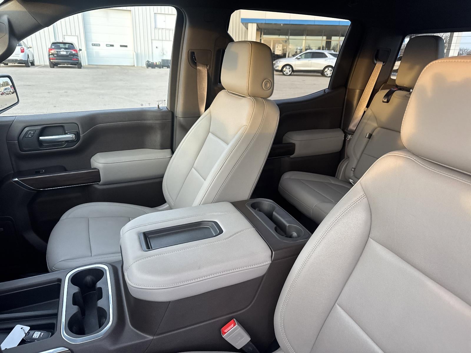 2021 GMC Sierra 1500 Crew Cab Short Box 4-Wheel Drive SLT