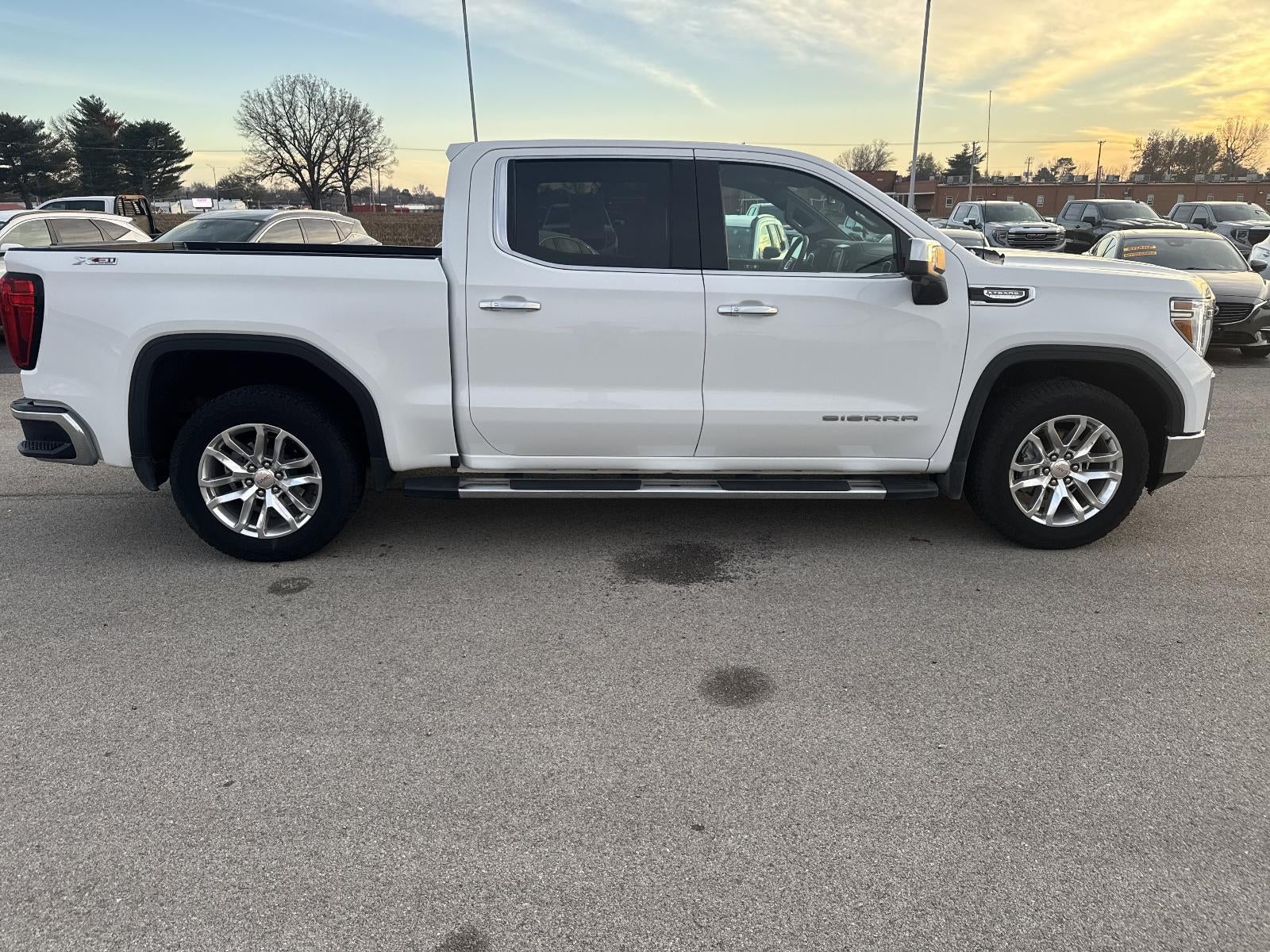 2021 GMC Sierra 1500 Crew Cab Short Box 4-Wheel Drive SLT