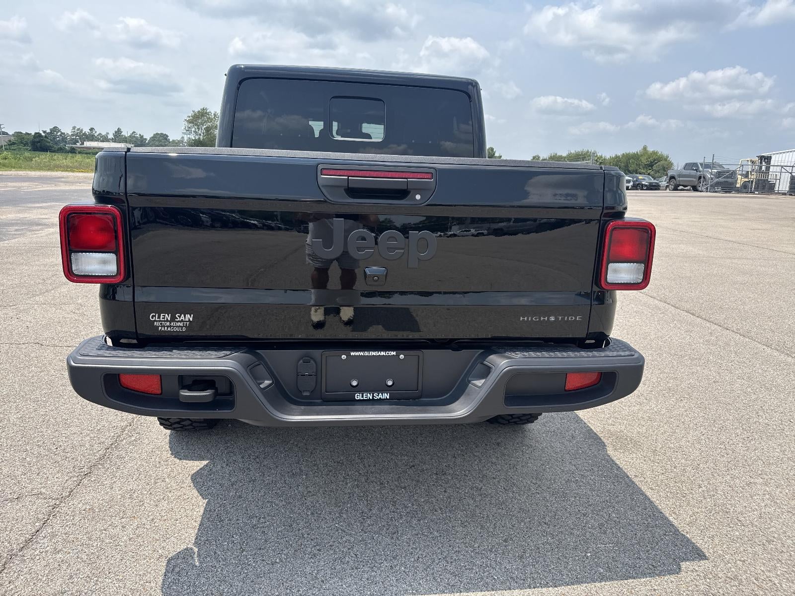 2025 Jeep Gladiator High Tide