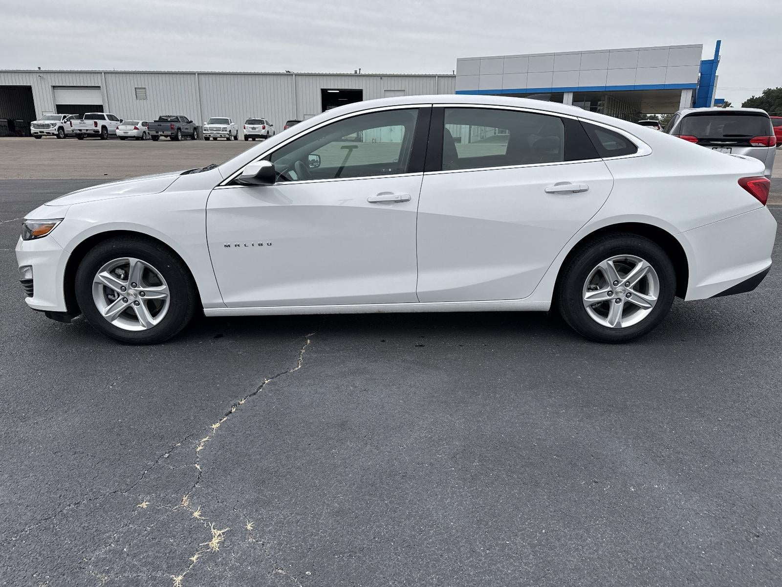 2024 Chevrolet Malibu FL