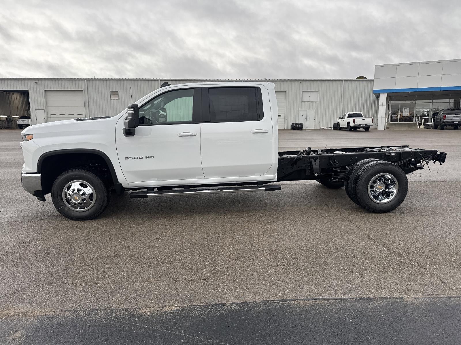 2026 Chevrolet Silverado 3500 HD Chassis Cab LT