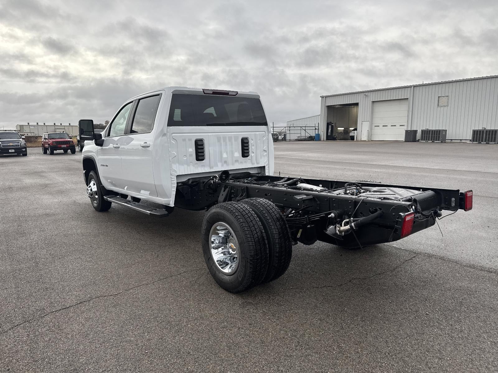 2026 Chevrolet Silverado 3500 HD Chassis Cab LT