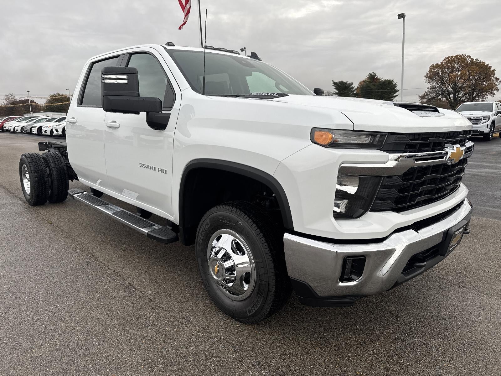 2026 Chevrolet Silverado 3500 HD Chassis Cab LT