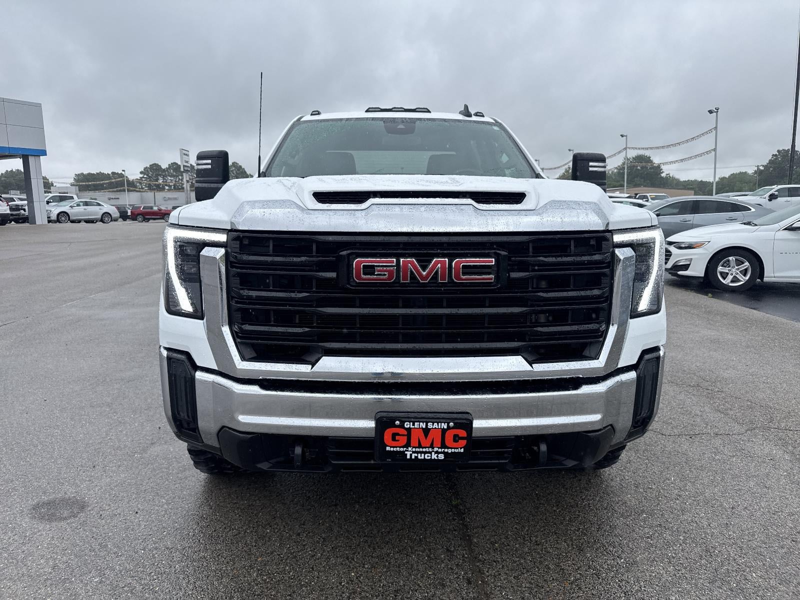 2024 GMC Sierra 2500 HD Pro