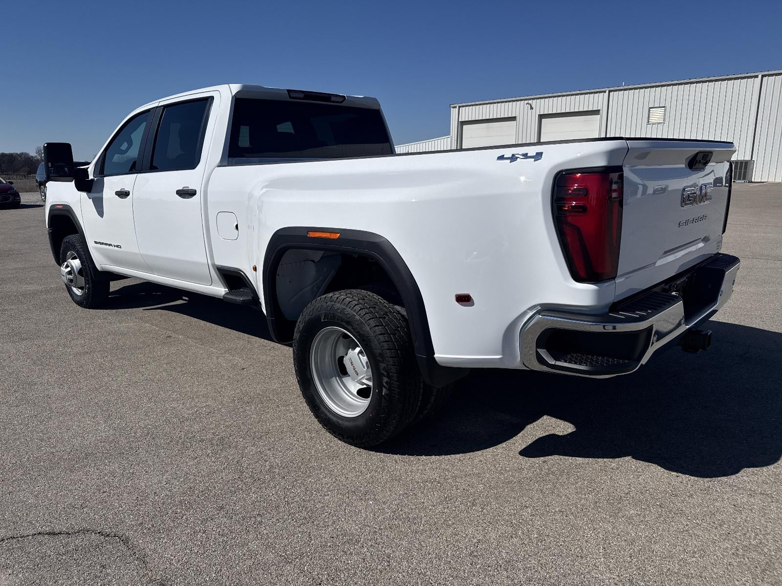 2024 GMC Sierra 3500 HD Pro DRW