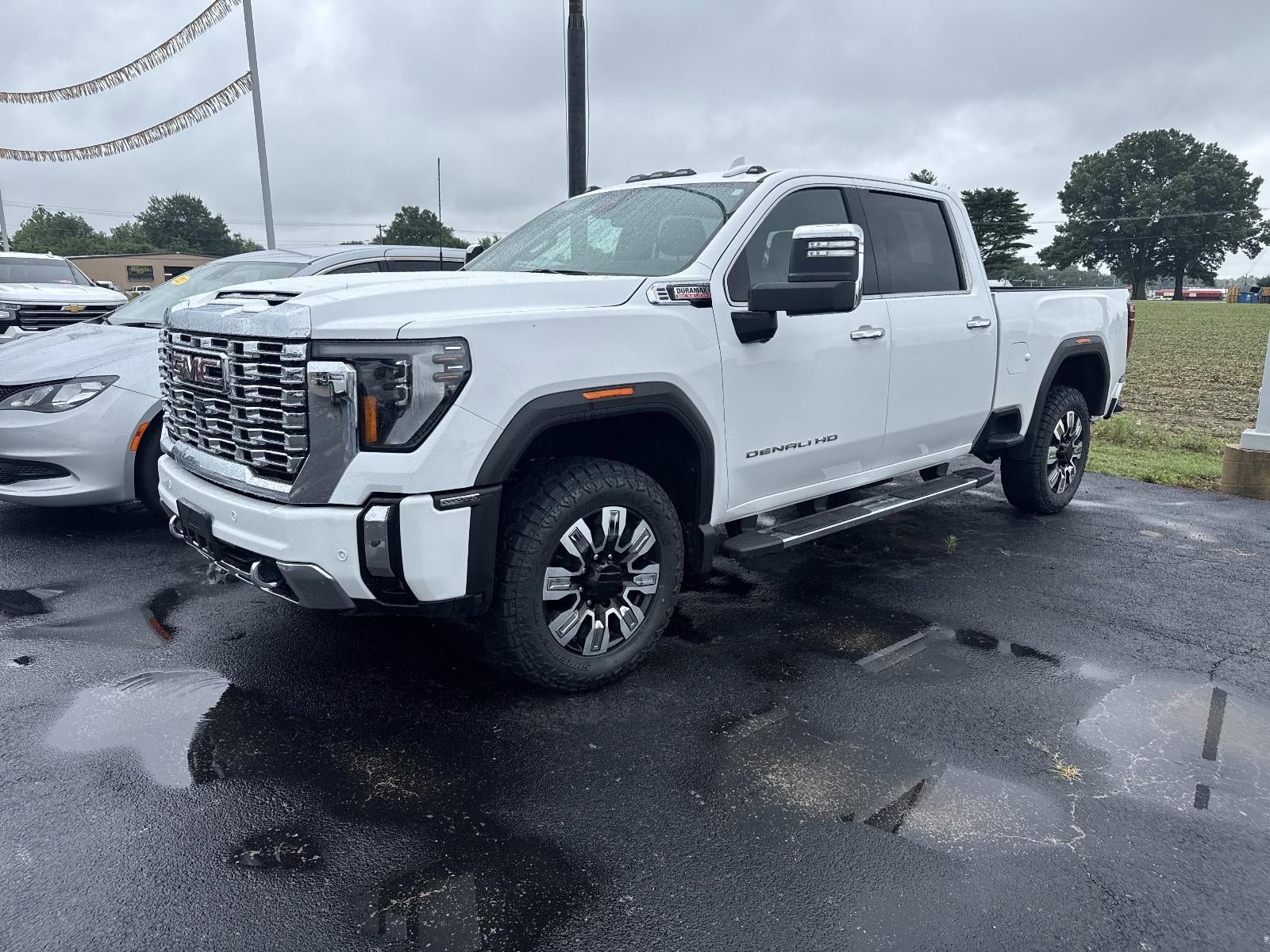 2025 GMC Sierra 4WD Crew Cab Standard Box Denali's photo