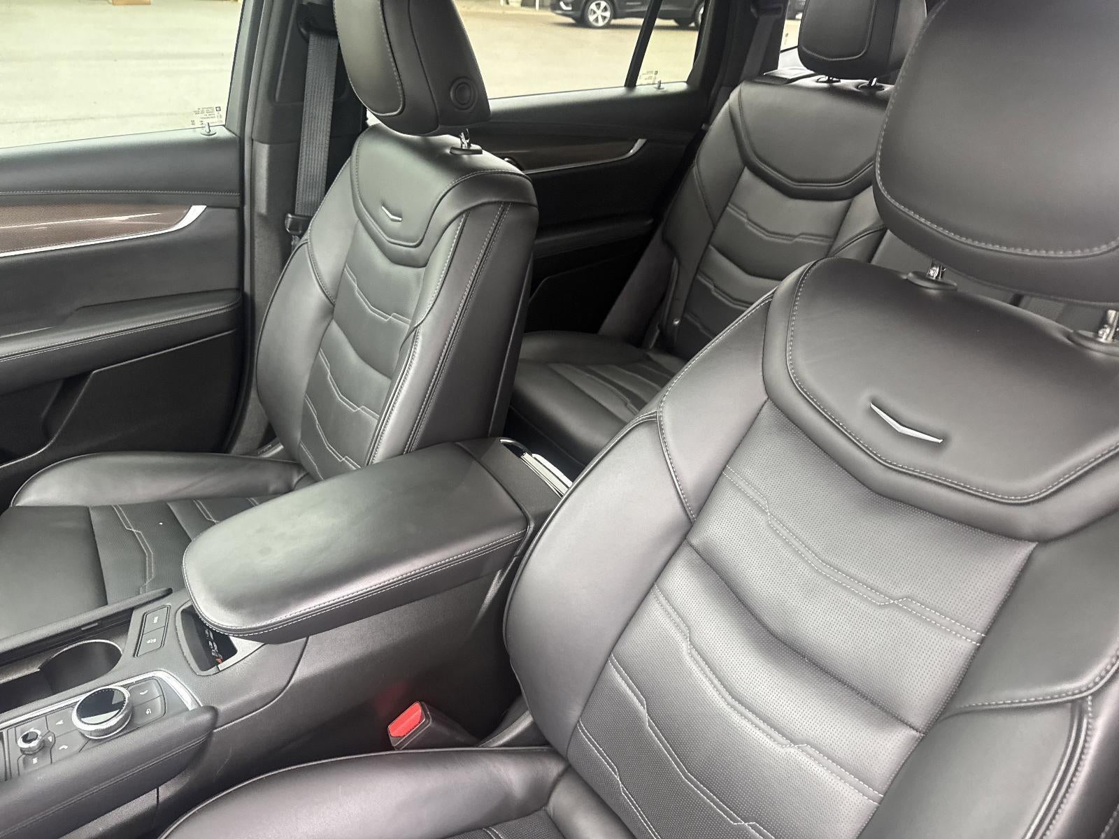 2024 Cadillac XT6 Sport