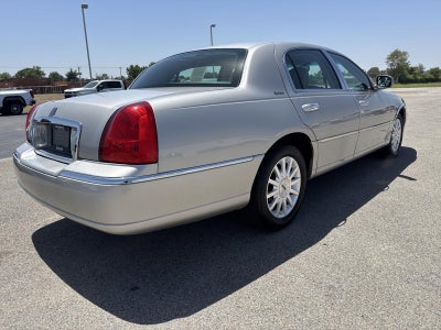 2007 Lincoln Town Car Signature