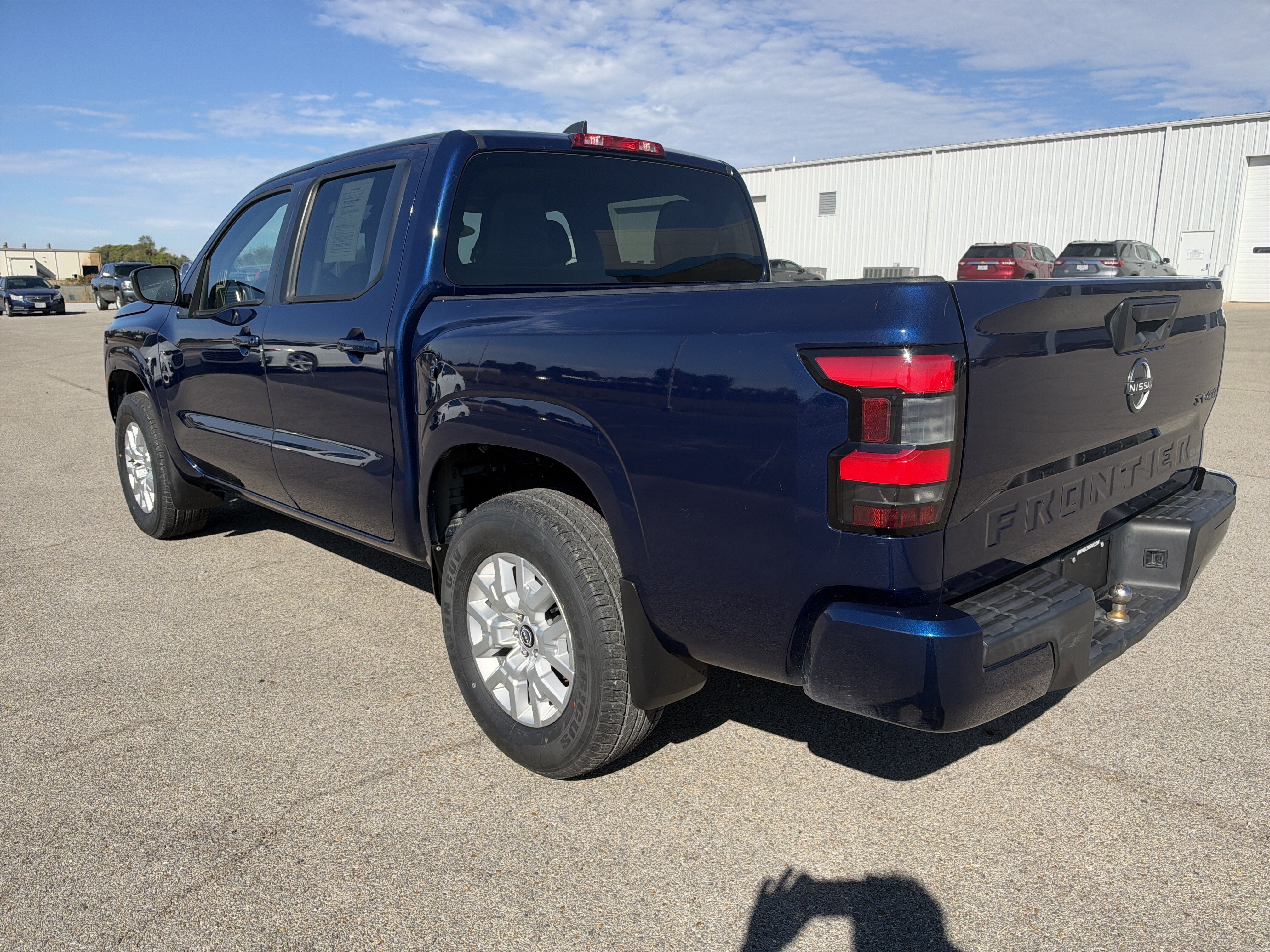 2022 Nissan Frontier SV