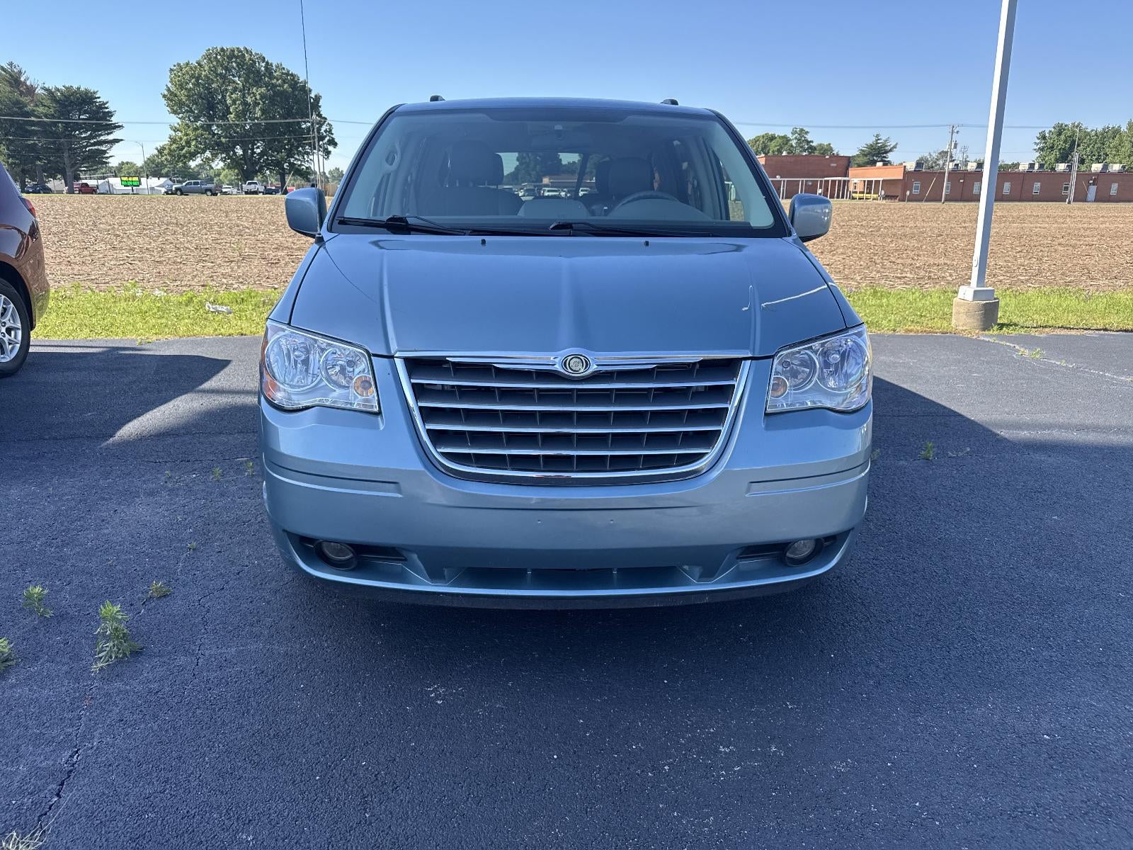 2009 Chrysler Town & Country Touring