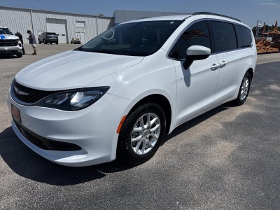 2021 Chrysler Voyager LXI