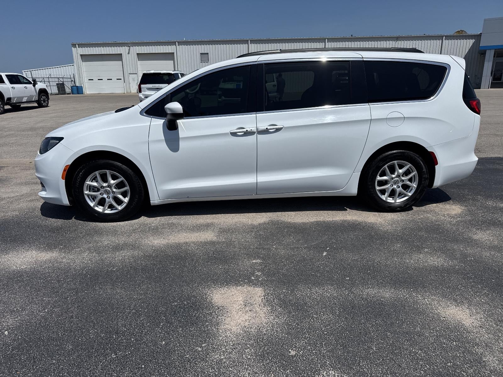 2021 Chrysler Voyager LXI