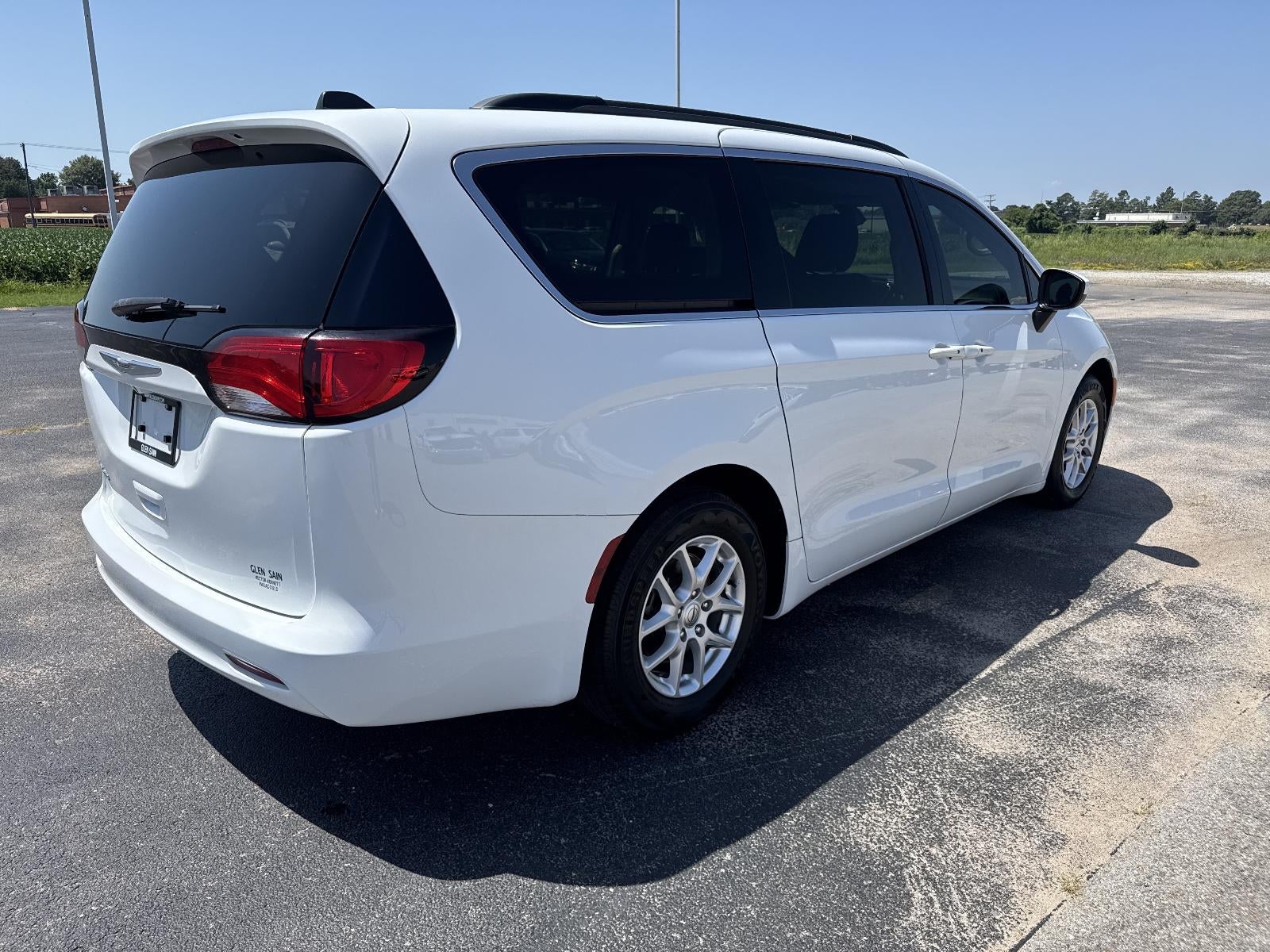 2021 Chrysler Voyager LXI