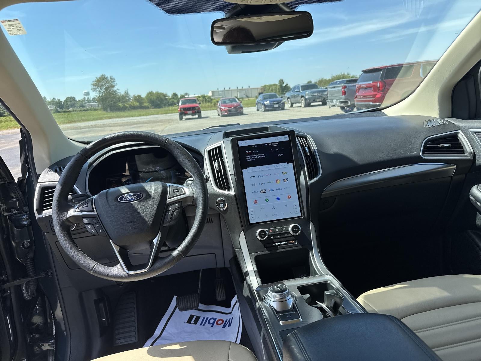2022 Ford Edge SEL
