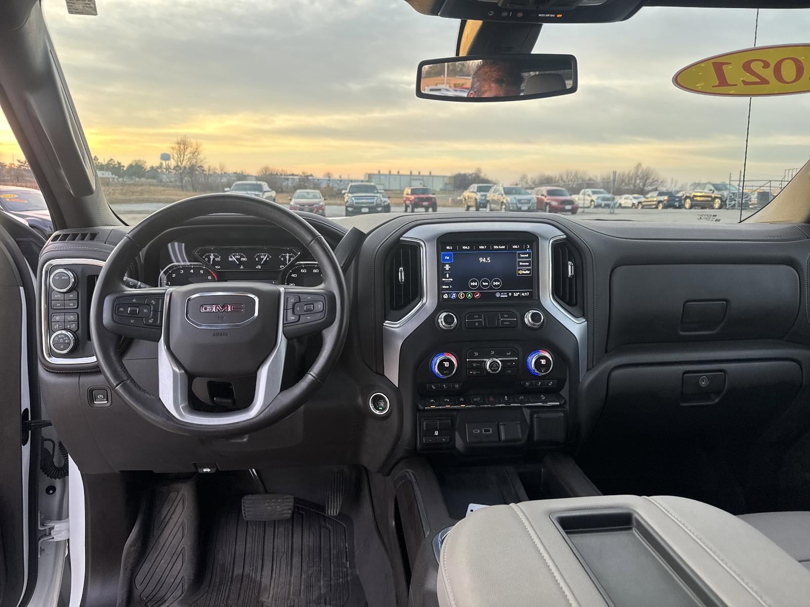 2021 GMC Sierra 1500 SLT