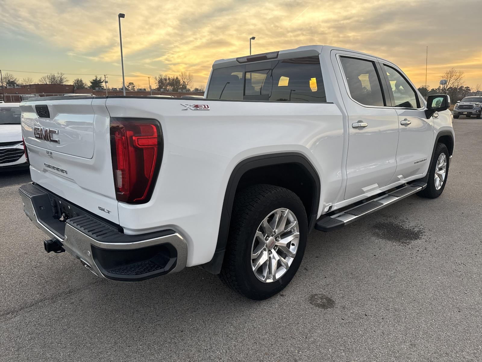 2021 GMC Sierra 1500 SLT