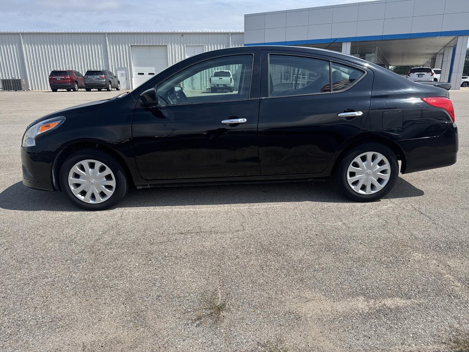 2019 Nissan Versa Sedan SV