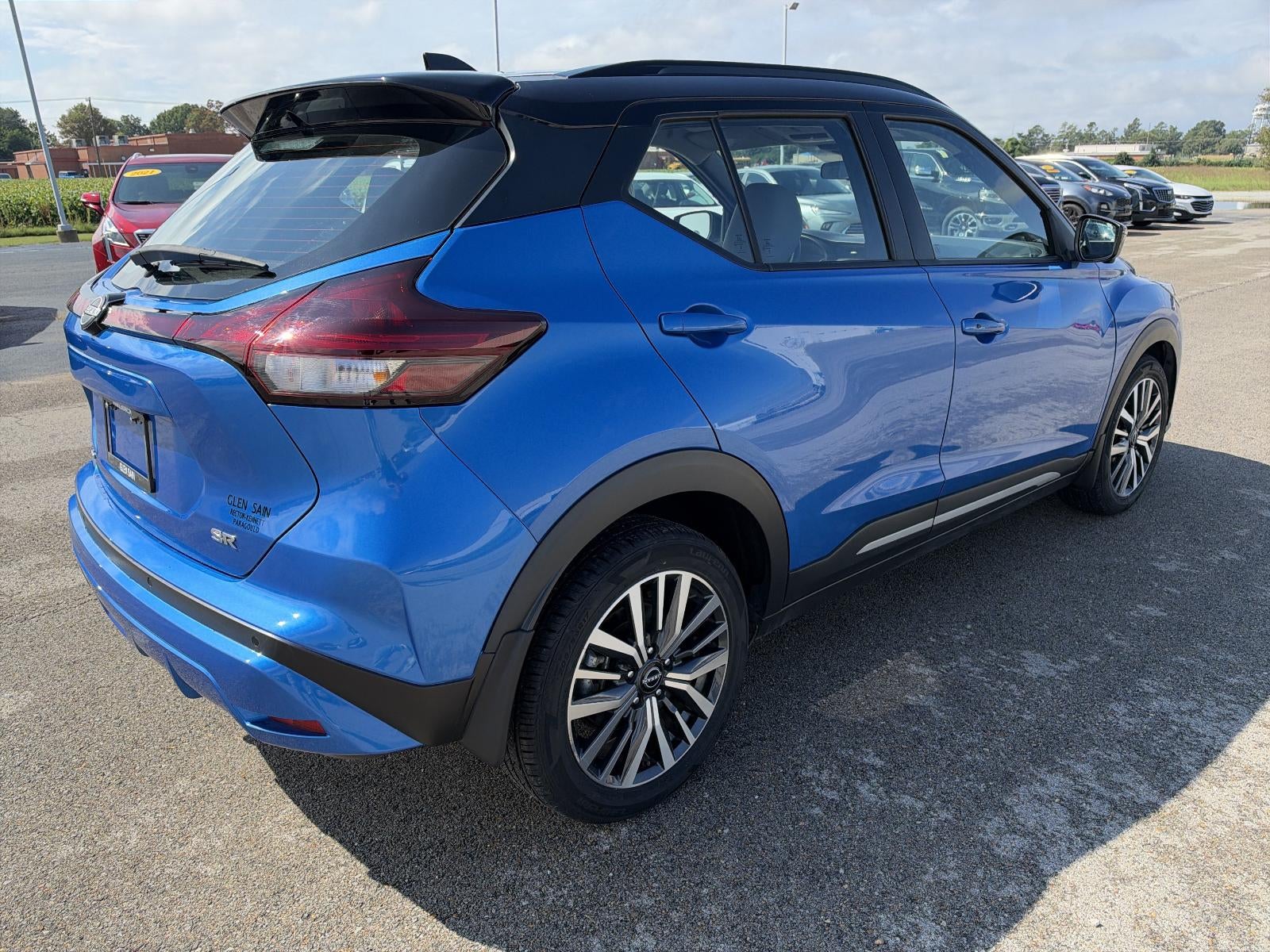 2024 Nissan Kicks SR