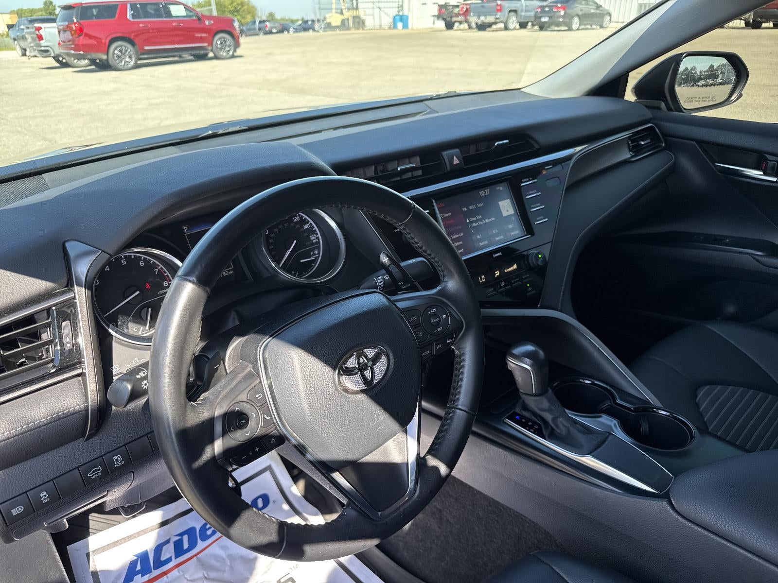 2020 Toyota Camry SE