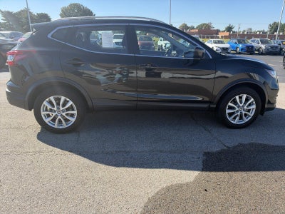 2021 Nissan Rogue Sport SV